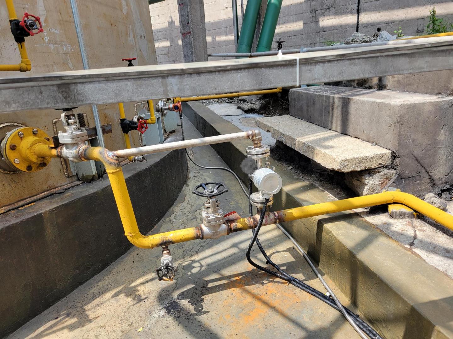 楚一测控氨水在线浓度分析仪案例图 楚一测控氨水在线浓度分析仪案例图